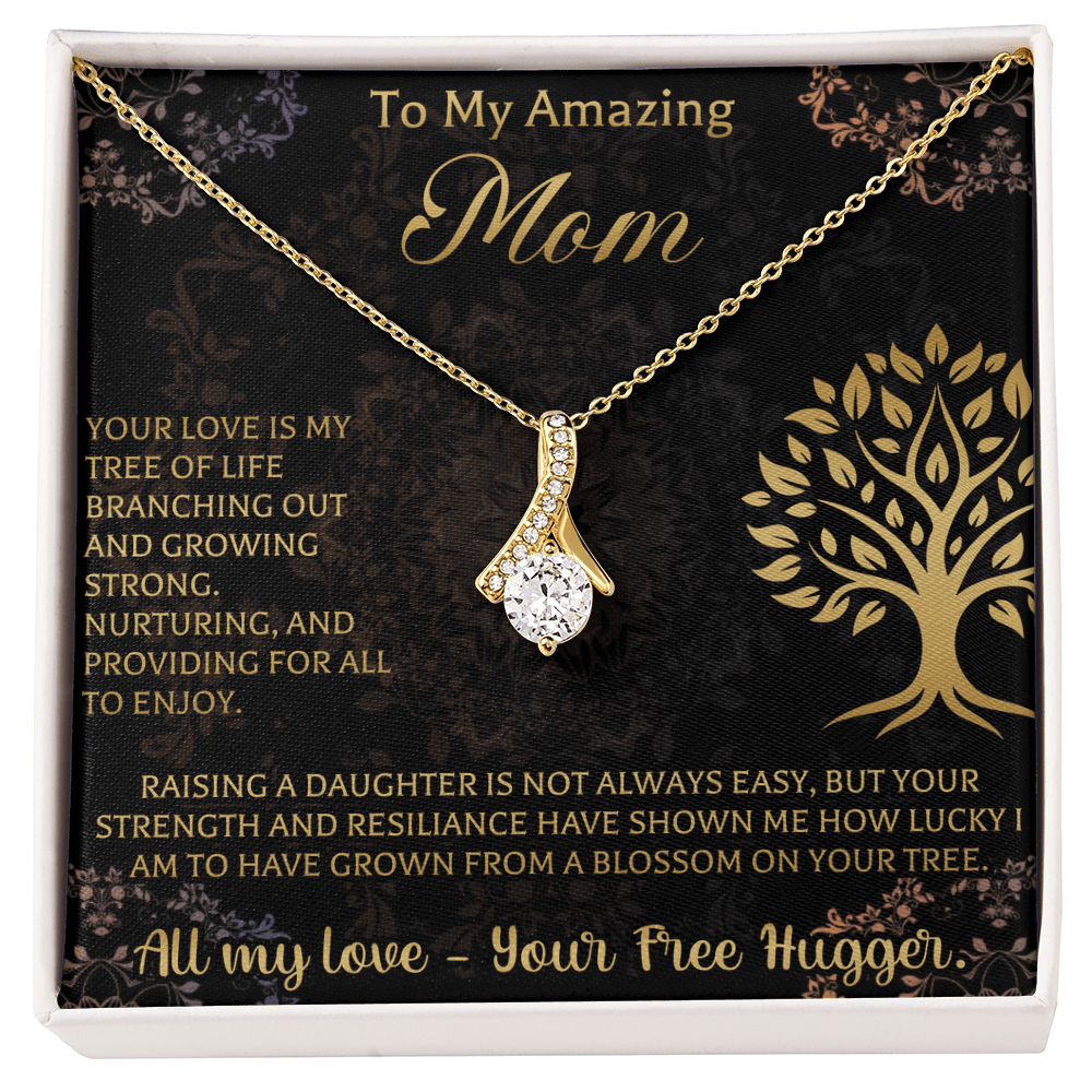 giftsignature mom necklace close up pendant