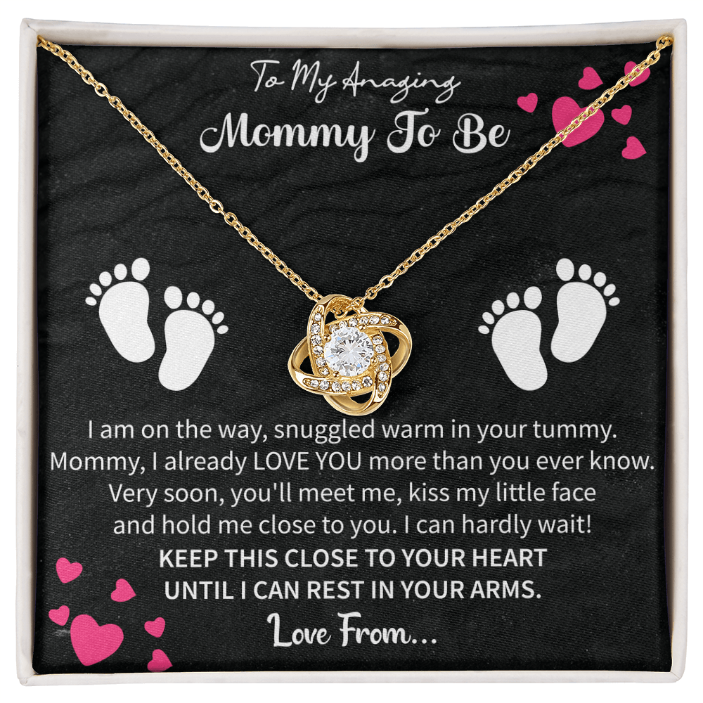 giftsignature mommy to be necklace close up pendant